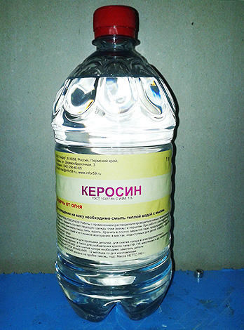 Les liquides à forte odeur, tels que le kérosène, par exemple, peuvent causer un inconfort considérable non seulement aux rongeurs, mais également à la personne elle-même.