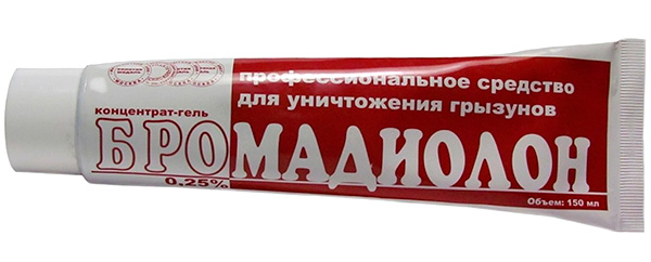 Les gels spéciaux sont également utiles pour tuer les rats.