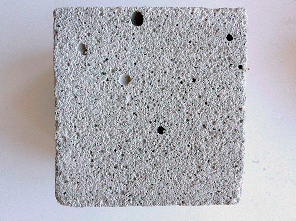Mousse de béton